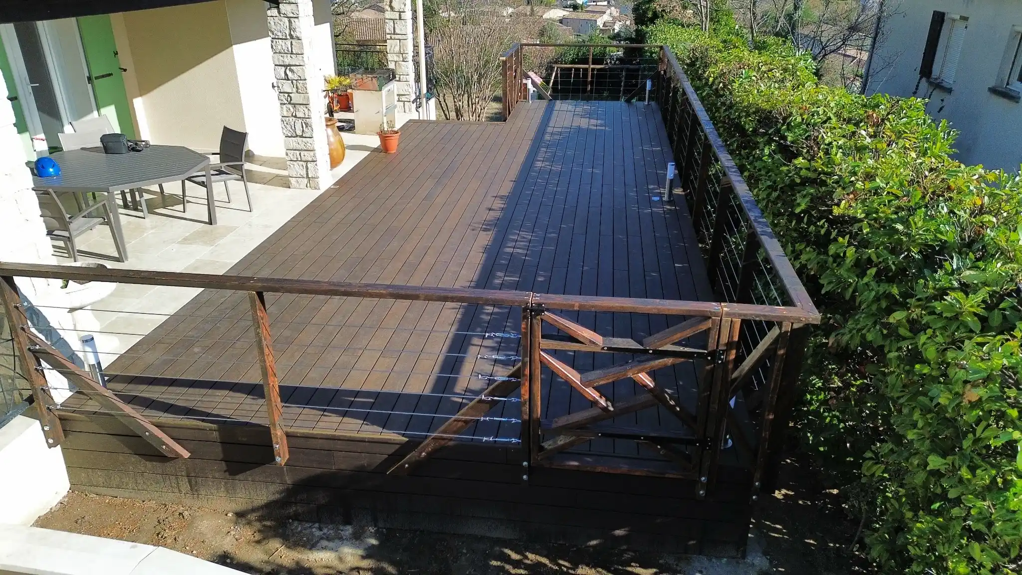 Réalisation d'un terrasse par Carvin et Chabanis